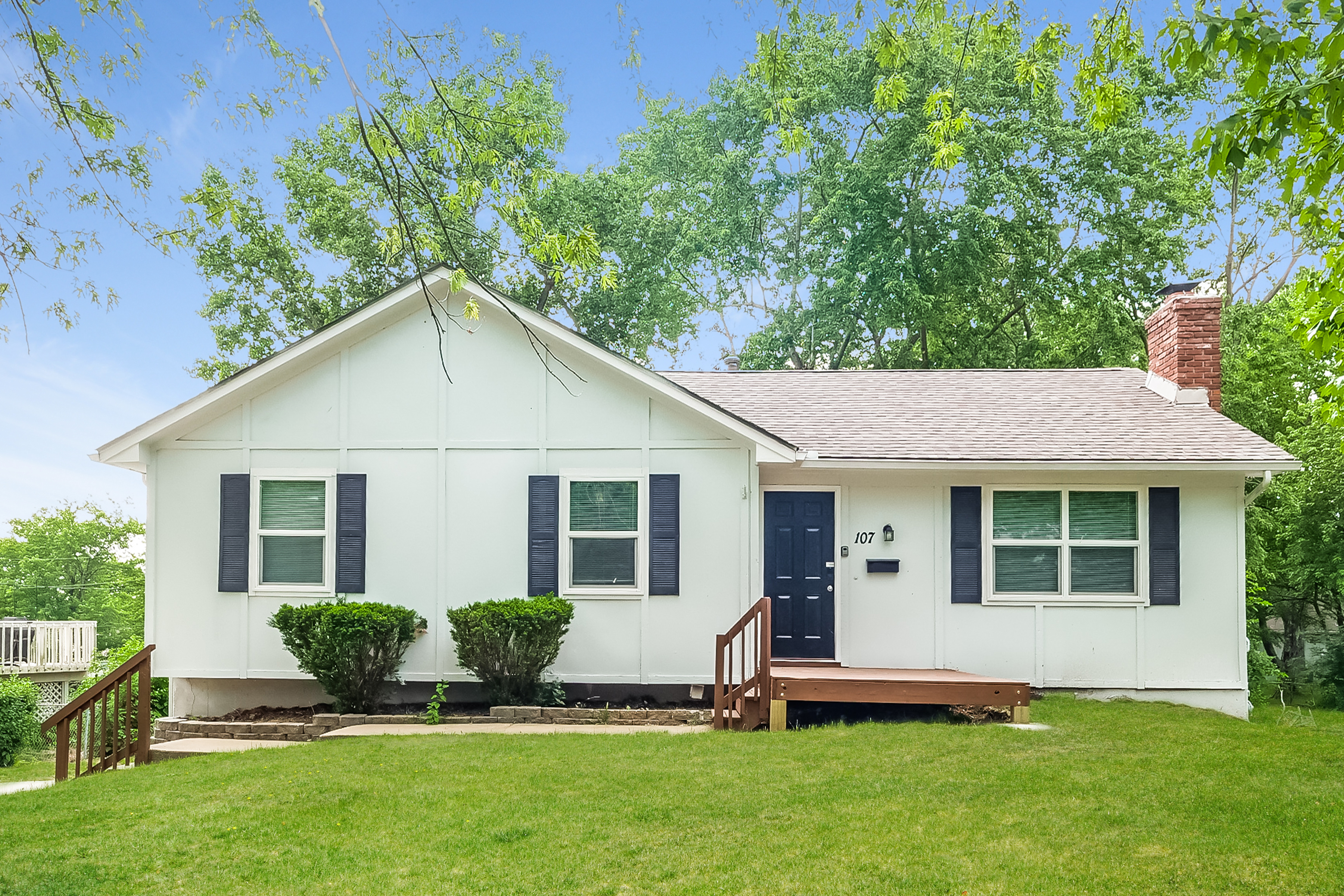 107 N Cleveland Ave Belton, MO 64012